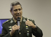 Saiba por que Bolsonaro esconde seu vice, o general Braga Netto