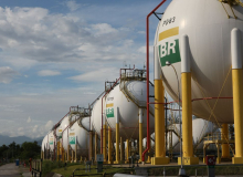 Petroleiros denunciam: Petrobras ignora que 94% do petróleo refinado é nacional