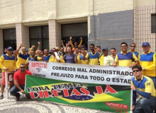 SE: Em greve, trabalhadores dos Correios defendem estatais