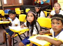 Bolsonaro vai ao STF contra obrigação de levar internet a alunos de escola pública