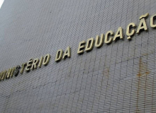 MEC prorroga suspensão das aulas da educação superior até 16 de junho