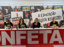 Mesa destaca desafios da educação pública e da ação sindical no Brasil