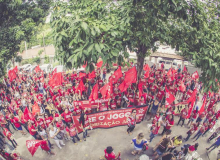 Mais de mil professores municipais de Caucaia foram às ruas em busca de reajuste