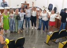 RS: Câmara de Montenegro cassa vereadora que comparou mulheres de esquerda a cadelas