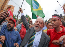 MPF pede arquivamento do caso do tríplex do Guarujá envolvendo Lula