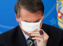Sindicatos globais denunciam Bolsonaro em Haia por genocídio e crime contra a humanidade