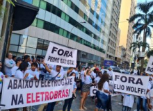 Eletricitários entrarão em greve em agosto contra demissões e desmonte da Eletrobras