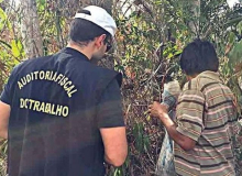 Divisão do Ministério do Trabalho provoca confusão administrativa