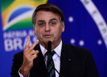 Bolsonaro corta 95% da verba e centros  que cuidam do Auxílio Brasil podem fechar
