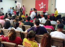 CUT-CE faz ato em defesa de Lula e da classe trabalhadora