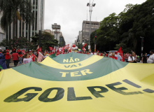 Docentes de SP, Rio e RN saem em defesa da democracia