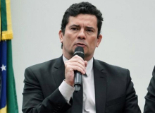 Em audiência na Câmara dos Deputados, Moro não responde à pergunta: cadê o Queiroz?