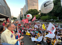 CUT cobra revogação da reforma do Ensino Médio em protesto na Avenida Paulista