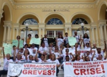 Vereadores de Curitiba são contra parcelamento do reajuste dos servidores