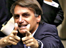 Bolsonaro fixa salário mínimo abaixo do valor previsto no Orçamento de 2019 e ferra os mais pobres