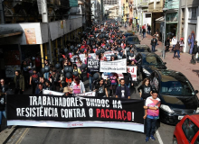 Fetam/SP declara total apoio à greve dos municipais de Curitiba