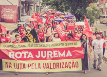 Centenas de servidores participam de ato do estado de greve na Rota Jurema