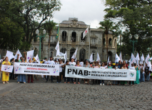 MAB realiza Marcha em Defesa das Estatais Mineiras e pelo PEAB