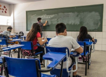 Ceará: Professores de 14 cidades conquistam reajuste de 33,24%