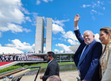 Lula revoga medidas do antecessor, entre elas armas e sigilos de 100 anos