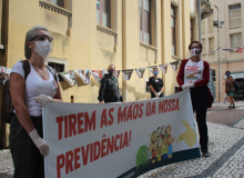 Trabalhadores de Florianópolis fazem manifestação contra reforma da previdência