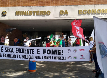 Na Paraíba,  protesto dos agricultores familiares foi na sede da Receita Federal