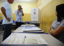 Brasileiros estão de olho em candidatos que priorizam saúde e educação, diz pesquisa