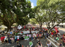Marcha dos Povos da Terra marca primeiro dia da Cúpula da Amazônia em Belém